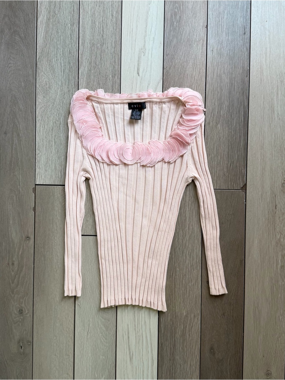 evie Y2K Pale Pink Ribbed Scoop-Neck Sweater with Pink Rosette Trim